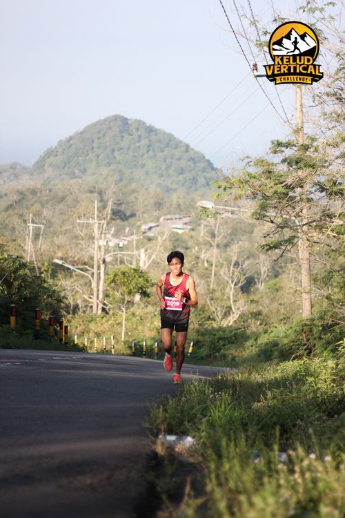 Race photo from Kelud Vertical Challenge 2024