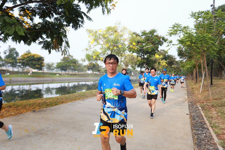 Race photo from ISOPlus Run 2024 Jakarta