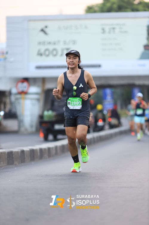 Race photo from SURABAYA ISOPLUS MARATHON 2025