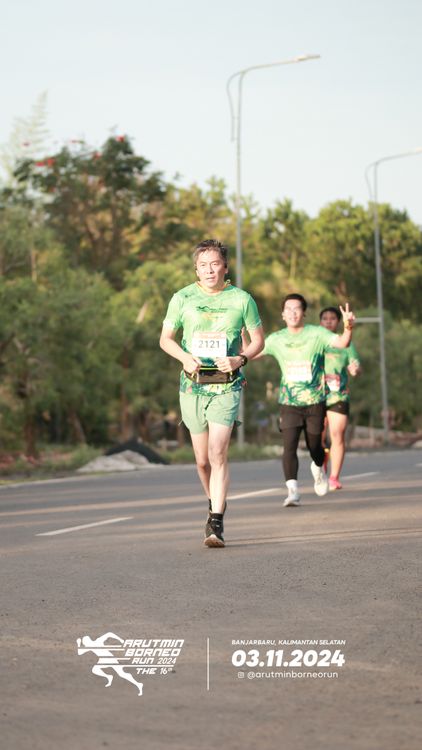 Race photo from Arutmin Borneo Run 2024
