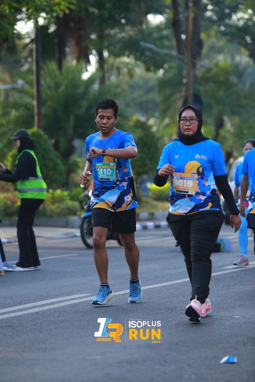 Race photo from Isoplus Run 2024 Surabaya