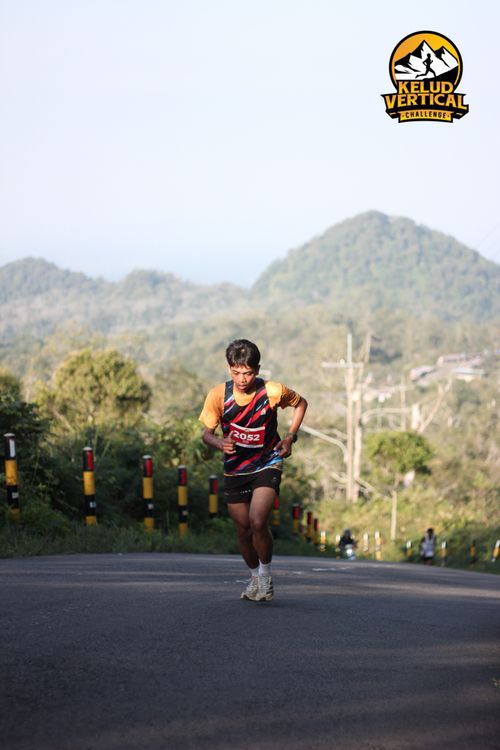 Race photo from Kelud Vertical Challenge 2024