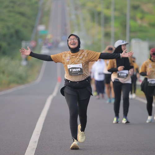 Race photo from KEDIRI HALF MARATHON 2026