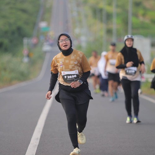 Race photo from KEDIRI HALF MARATHON 2026