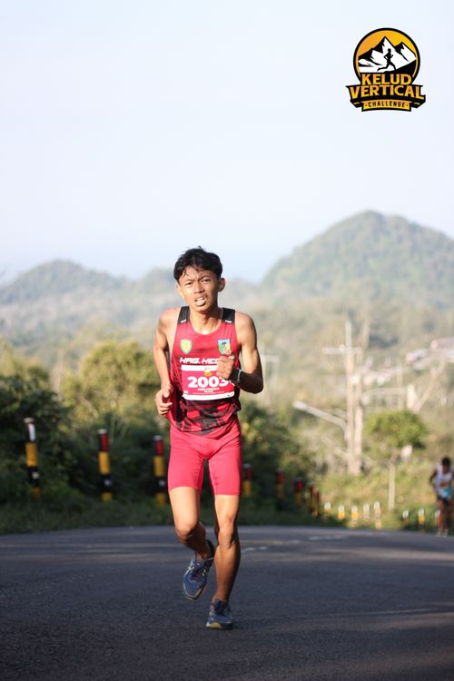Race photo from Kelud Vertical Challenge 2024