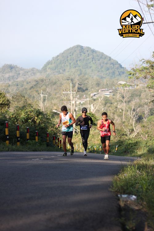 Race photo from Kelud Vertical Challenge 2024