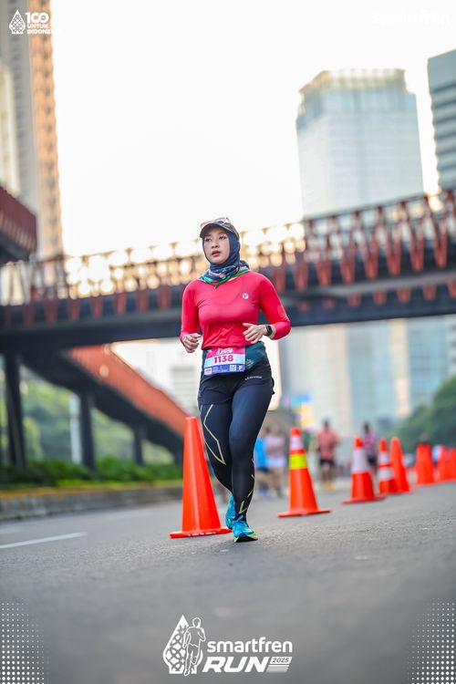 Race photo from Smartfren Run 2025 
