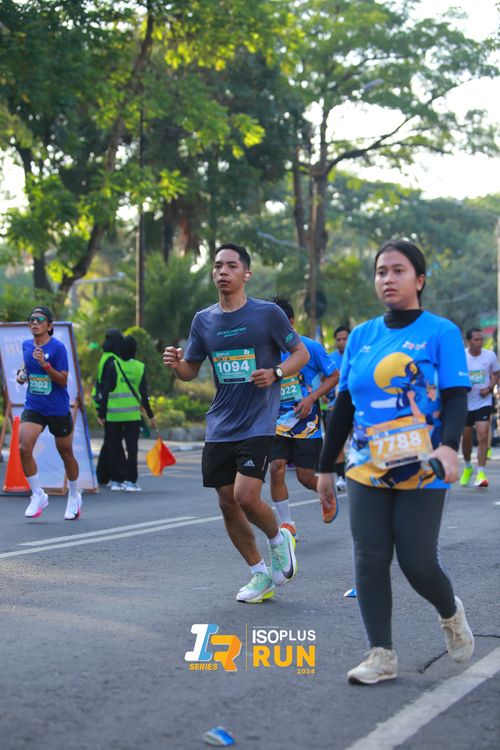 Race photo from Isoplus Run 2024 Surabaya