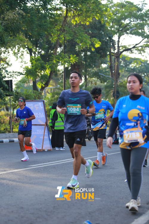Race photo from Isoplus Run 2024 Surabaya
