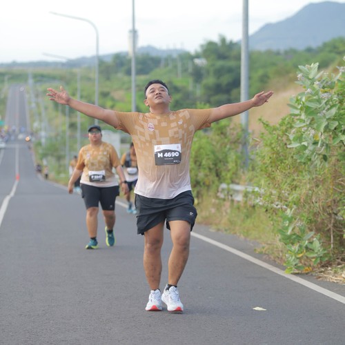 Race photo from KEDIRI HALF MARATHON 2026