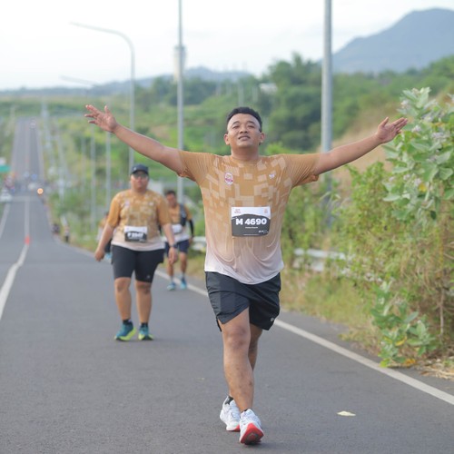 Race photo from KEDIRI HALF MARATHON 2026