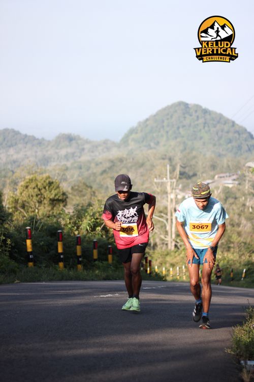 Race photo from Kelud Vertical Challenge 2024