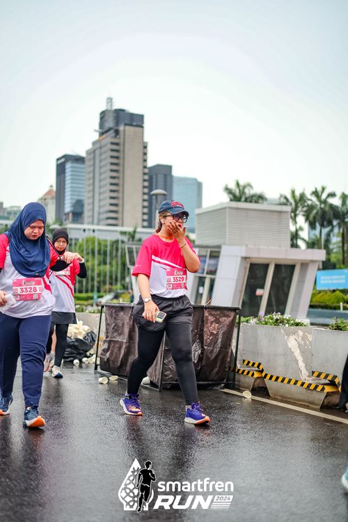 Race photo from Smartfren Run 2024