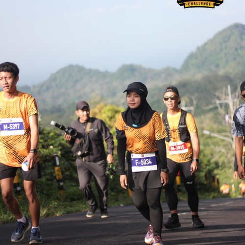 Race photo from KELUD VERTICAL CHALLENGE 2025