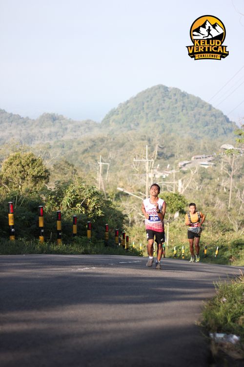 Race photo from Kelud Vertical Challenge 2024