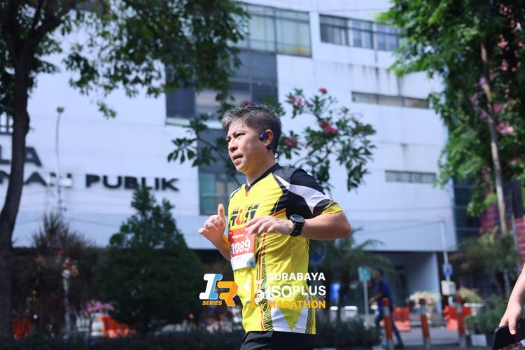 Race photo from SURABAYA ISOPLUS MARATHON 2025