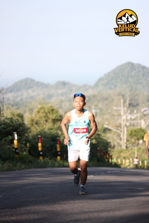 Race photo from Kelud Vertical Challenge 2024