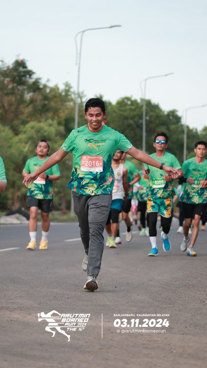 Race photo from Arutmin Borneo Run 2024