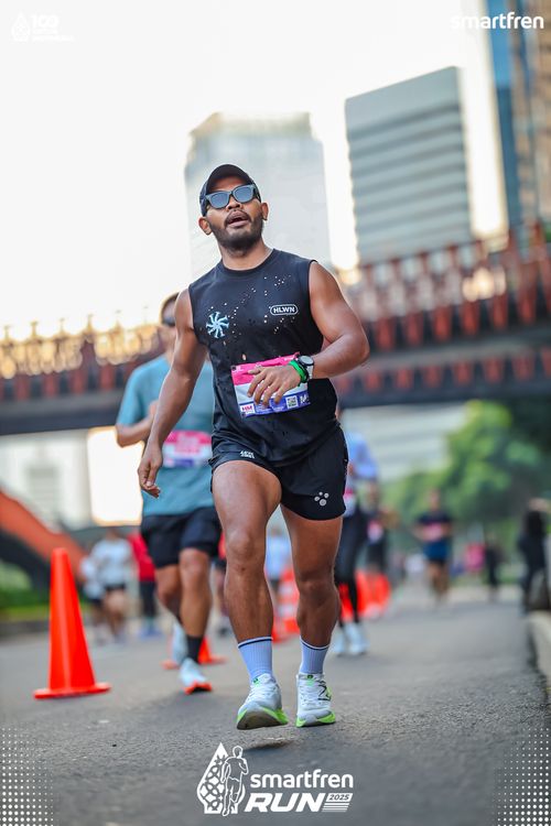 Race photo from Smartfren Run 2025 