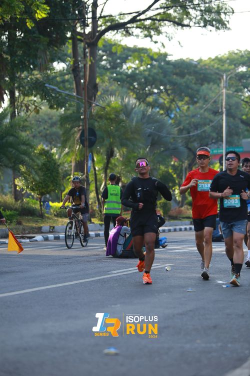 Race photo from Isoplus Run 2024 Surabaya