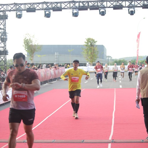 Race photo from KEDIRI HALF MARATHON 2026