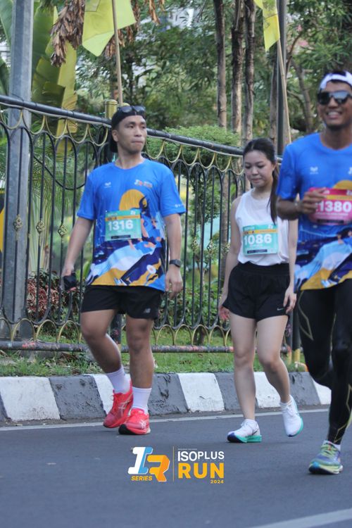 Race photo from Isoplus Run 2024 Surabaya