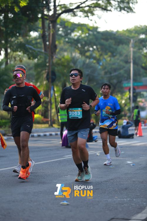 Race photo from Isoplus Run 2024 Surabaya