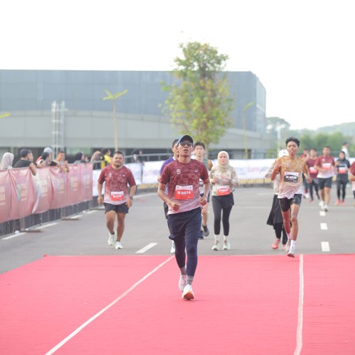 Race photo from KEDIRI HALF MARATHON 2026