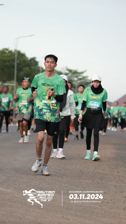 Race photo from Arutmin Borneo Run 2024