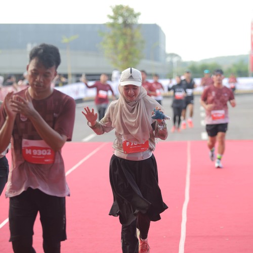 Race photo from KEDIRI HALF MARATHON 2026