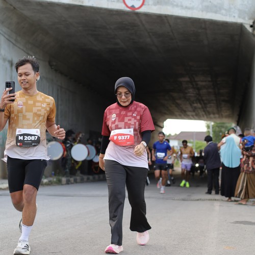 Race photo from KEDIRI HALF MARATHON 2026