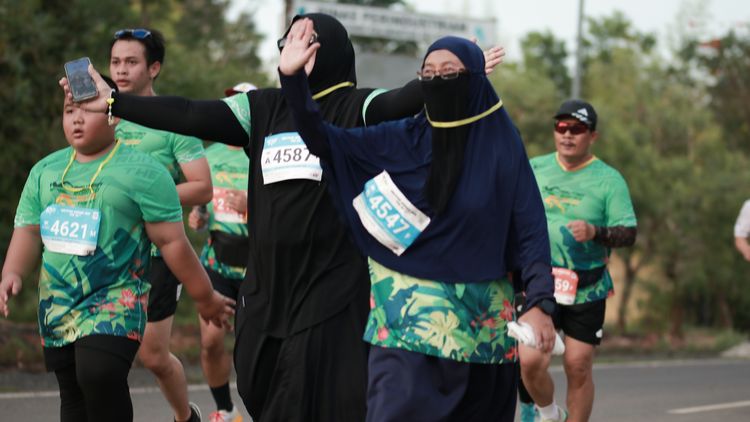 Race photo from Arutmin Borneo Run 2024