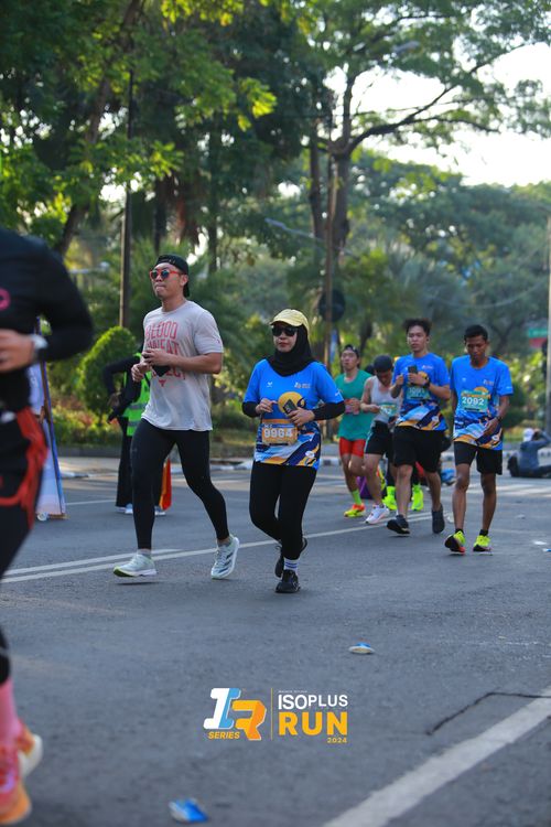 Race photo from Isoplus Run 2024 Surabaya
