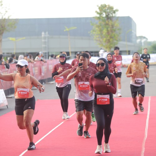 Race photo from KEDIRI HALF MARATHON 2026
