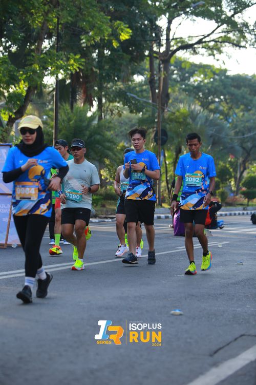 Race photo from Isoplus Run 2024 Surabaya