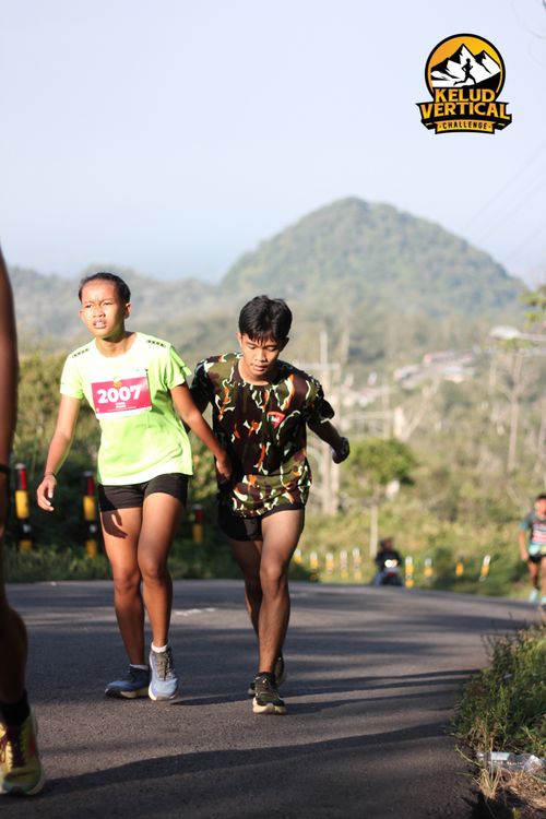Race photo from Kelud Vertical Challenge 2024