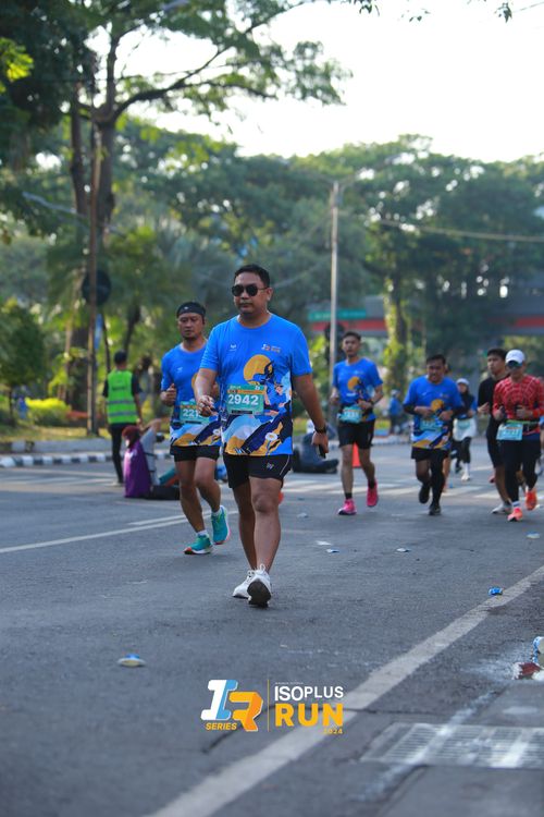 Race photo from Isoplus Run 2024 Surabaya