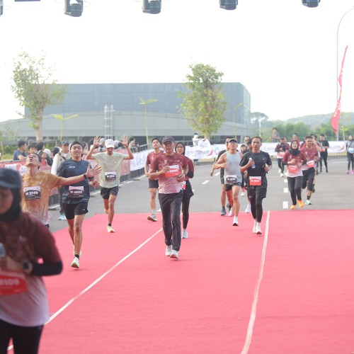 Race photo from KEDIRI HALF MARATHON 2026