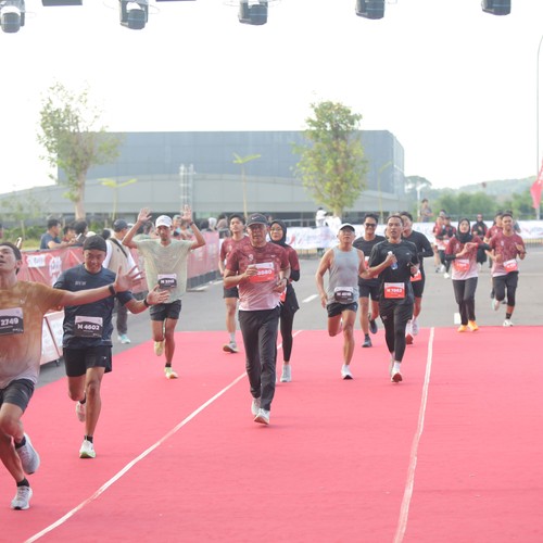 Race photo from KEDIRI HALF MARATHON 2026
