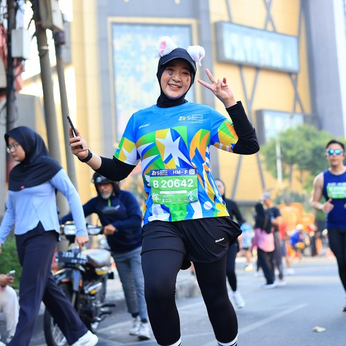 Race photo from SURABAYA ISOPLUS MARATHON 2026