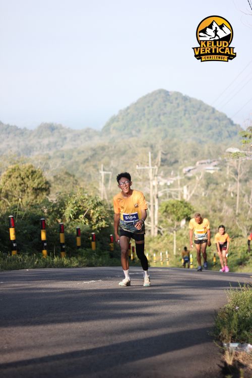 Race photo from Kelud Vertical Challenge 2024