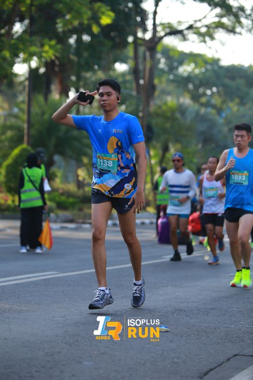 Race photo from Isoplus Run 2024 Surabaya