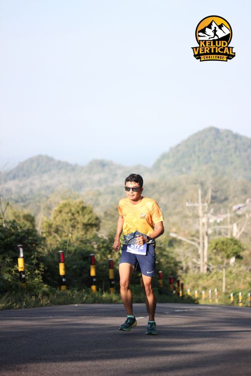 Race photo from Kelud Vertical Challenge 2024