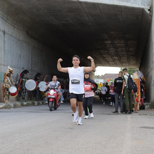 Race photo from KEDIRI HALF MARATHON 2026