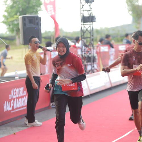 Race photo from KEDIRI HALF MARATHON 2026