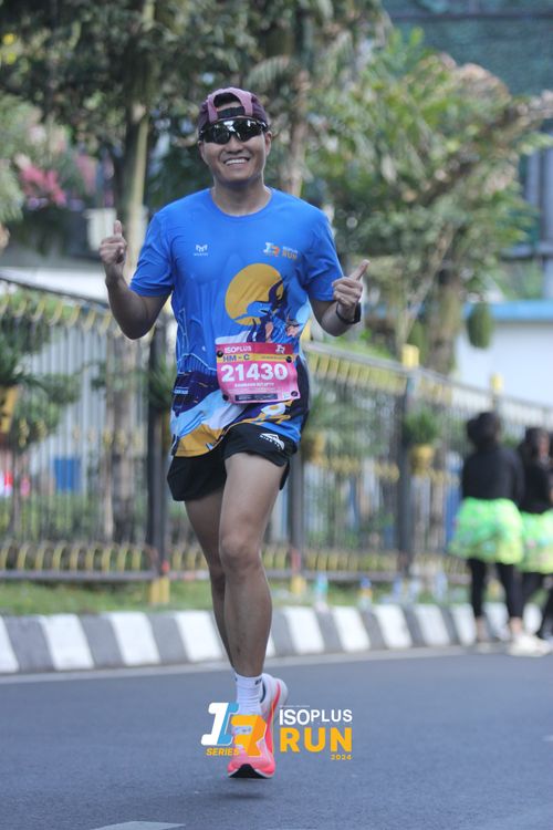 Race photo from Isoplus Run 2024 Surabaya