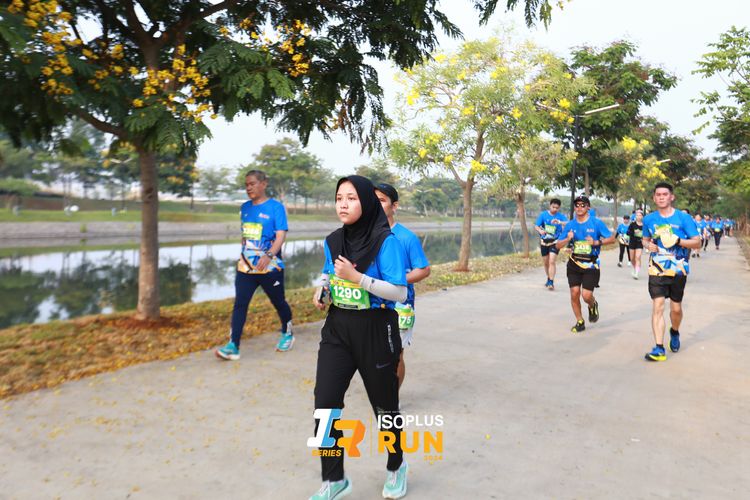 Race photo from ISOPlus Run 2024 Jakarta
