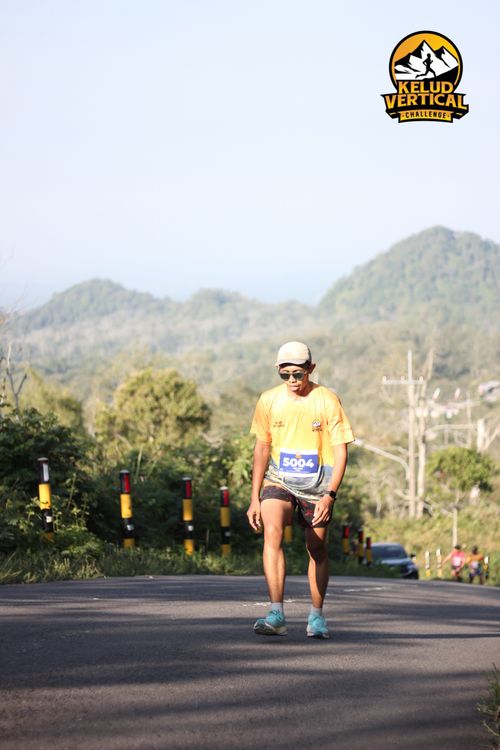 Race photo from Kelud Vertical Challenge 2024