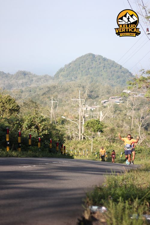 Race photo from Kelud Vertical Challenge 2024