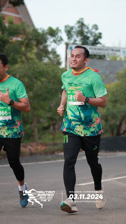 Race photo from Arutmin Borneo Run 2024